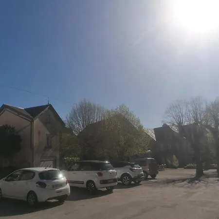 Ambiance * Salles-Curan